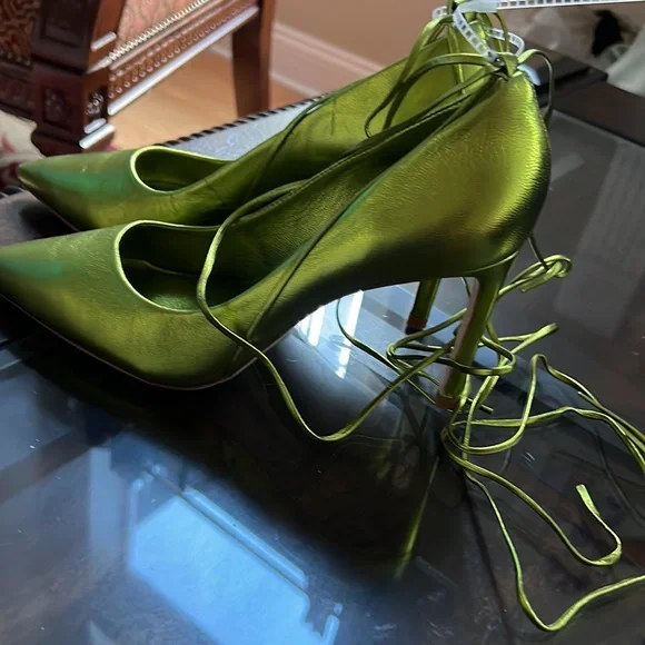 Antonio Melani Lillian Lace-Up Pumps - Picture 10 of 12